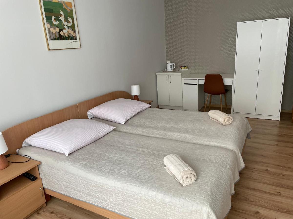 Pokoje Goscinne O-Es-Ha Warsaw Ngoại thất bức ảnh